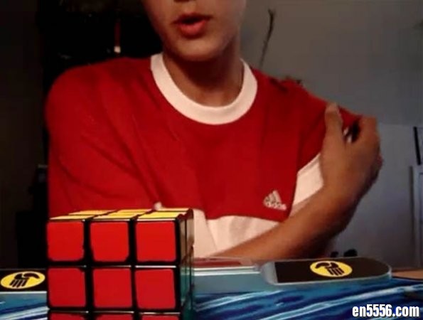 老外教你快手玩魔方 RUBIK CUBE 多个视频小短片+PDF9113 作者:one 帖子ID:252905 