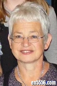 女生爱看：最全合辑Jacqueline Wilson 杰奎琳·威尔逊 麻辣女生基地 英文原版 （71本mobi）8506 作者:one 帖子ID:254734 